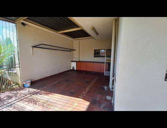 3 BEDROOM HOUSE FOR SALE IN PRETORIA GARDENS
